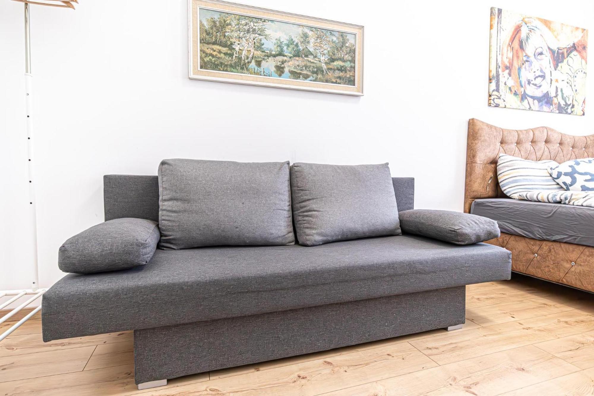 6 Min To Amusement Park - Economy Rooms In Shared Apartment Wien Eksteriør bilde